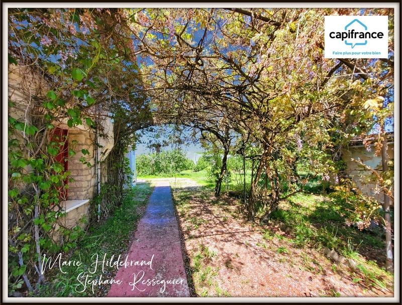 Maison - 254 m² - 12 pièces