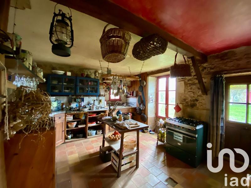 Maison - 180 m² - 8 pièces