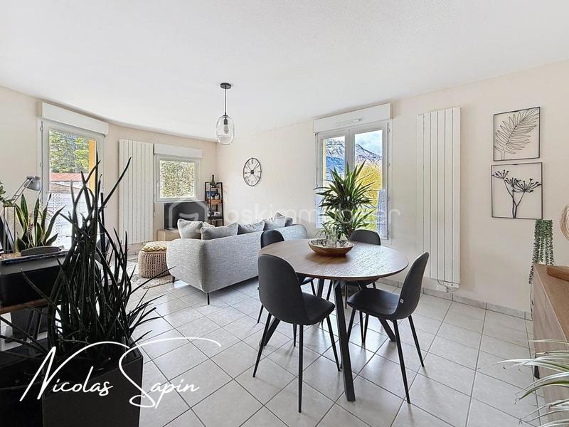 Appartement - 67 m² - 3 pièces