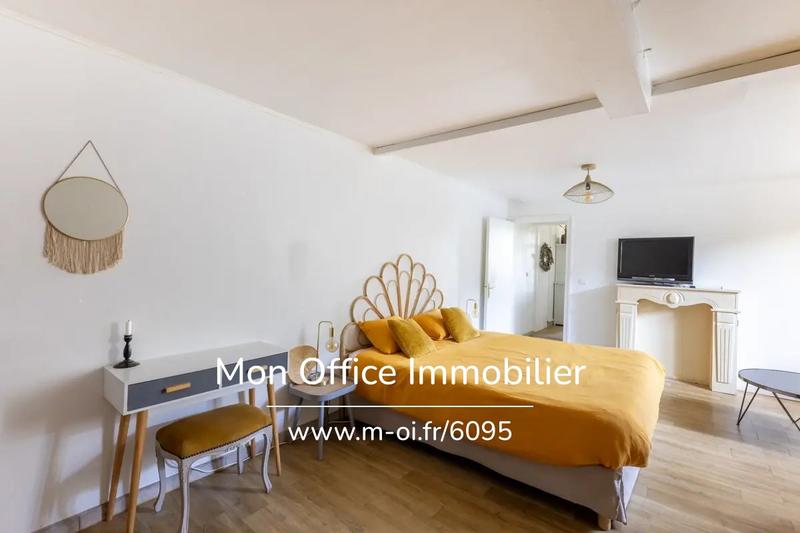 Villa - 160 m² - 5 pièces