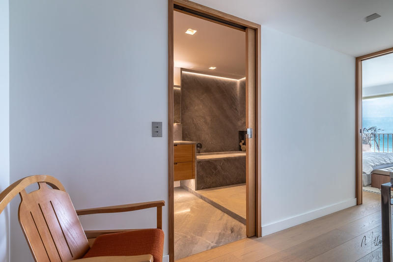 Appartement - 201 m² - 5 pièces