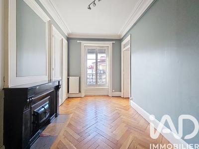 Appartement - 121 m² - 4 pièces