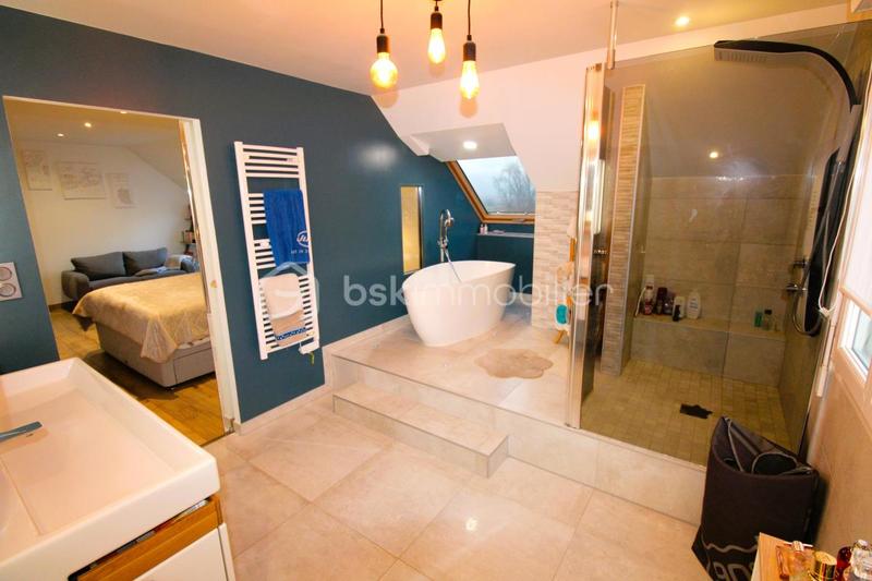 Villa - 180 m² - 5 pièces