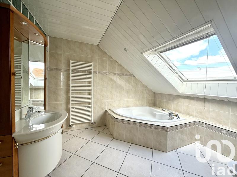 Maison - 142 m² - 4 pièces