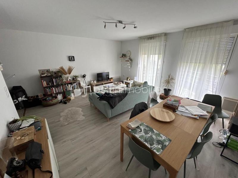 Appartement - 72 m² - 3 pièces