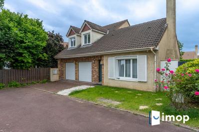 Maison - 141 m² - 5 pièces