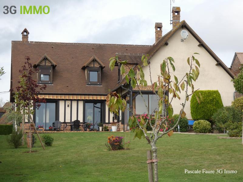 Maison traditionnelle - 197 m² - 10 pièces