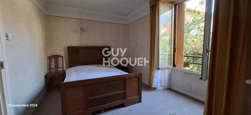 Maison - 200 m² - 5 pièces