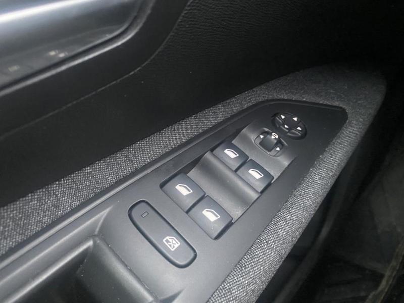 Peugeot 3008 II BlueHDi 130 s&amp;S Eat8 Style