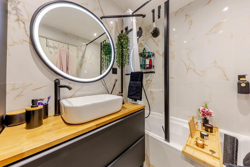 Appartement - 86 m² - 4 pièces