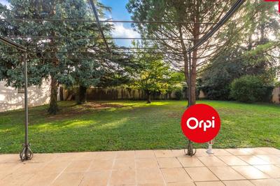 Maison - 163 m² - 5 pièces