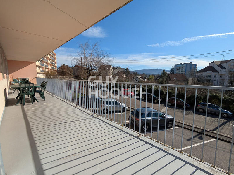 Appartement - 95 m² - 5 pièces