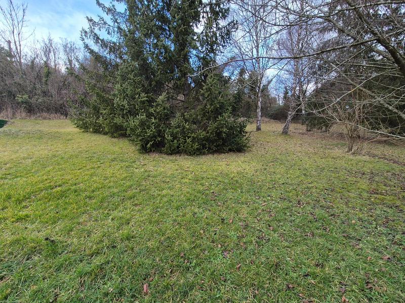 Terrain - 2 300 m²