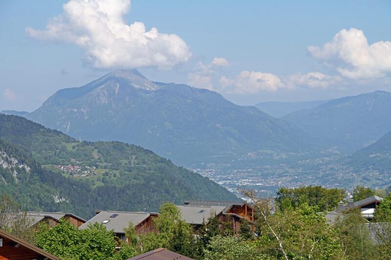 Fonds de commerce - 1 400 m²