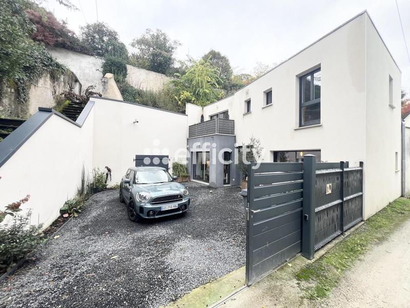 Maison - 107 m² - 5 pièces