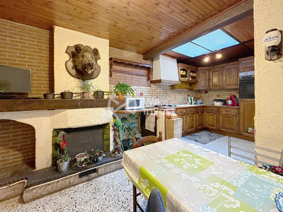 Maison - 101 m² - 6 pièces