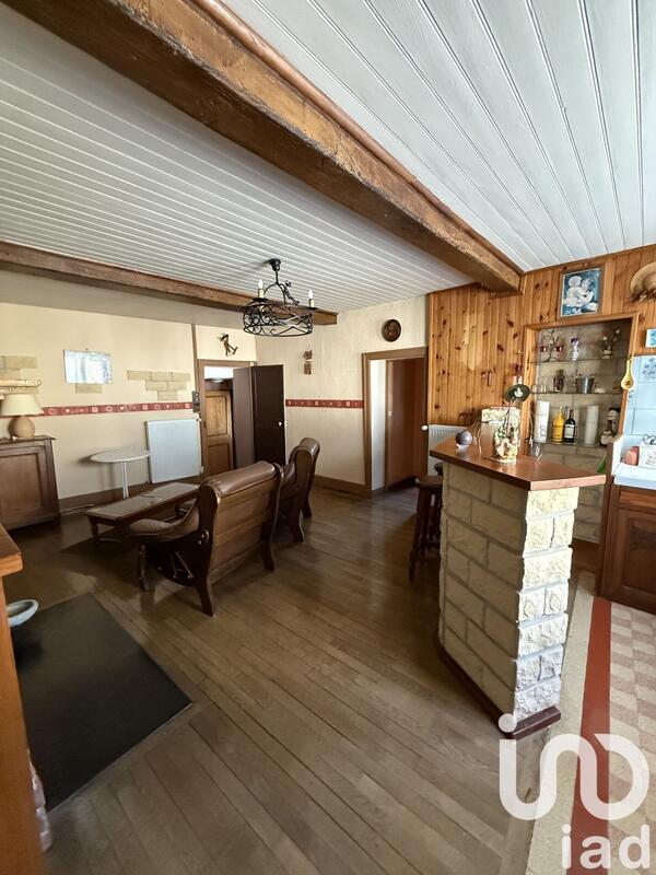 Maison de campagne - 228 m² - 7 pièces