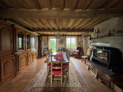 Maison - 167 m² - 8 pièces