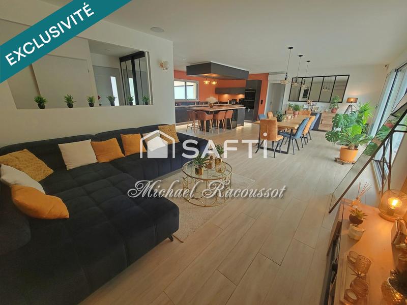 Maison - 142 m² - 6 pièces