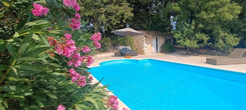 Propriété - 178 m² - 6 pièces