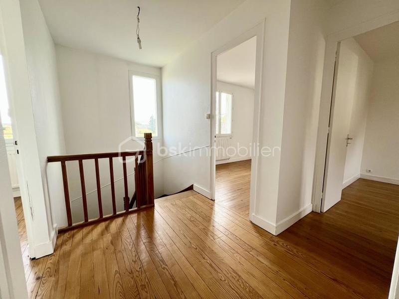 Maison - 93 m² - 4 pièces