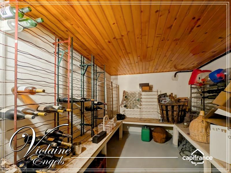 Maison - 217 m² - 7 pièces