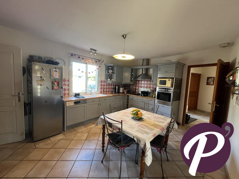 Maison - 161 m² - 7 pièces