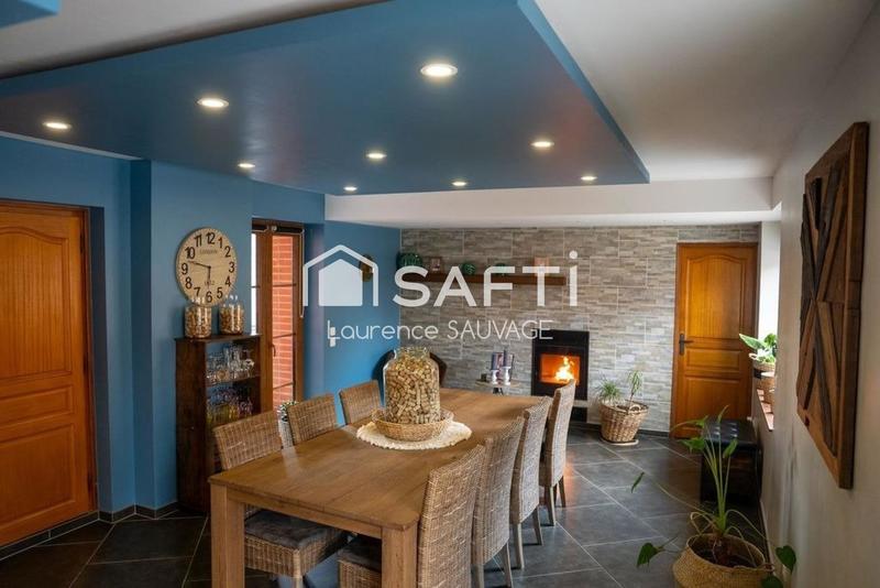 Maison - 217 m² - 6 pièces