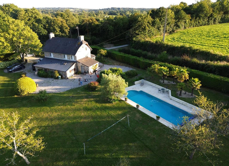 Maison - 147 m² - 7 pièces