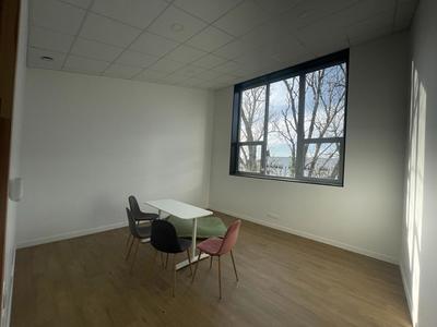 Bureau - 43 m²