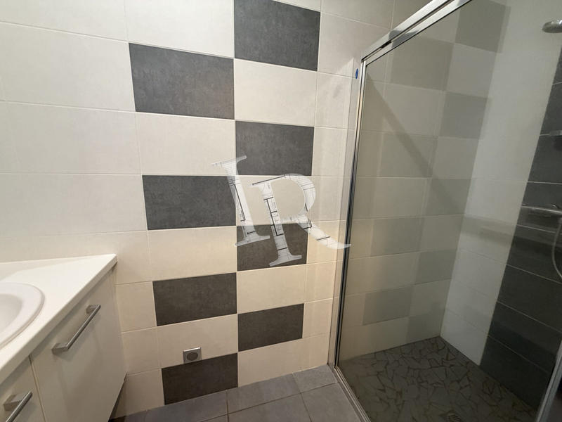 Appartement - 130 m² - 5 pièces