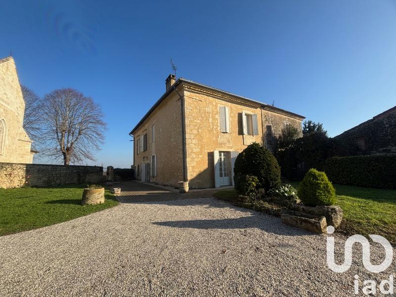 Maison - 185 m² - 9 pièces