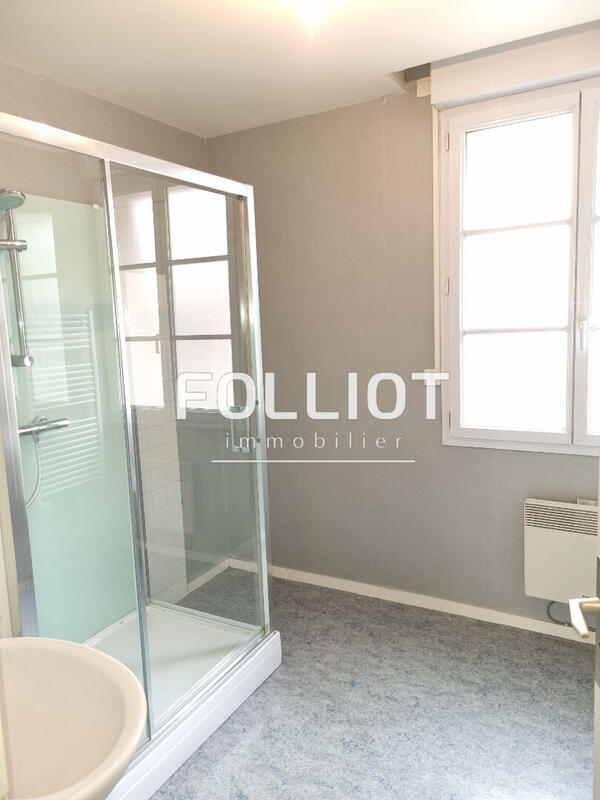 Appartement - 84 m² - 4 pièces