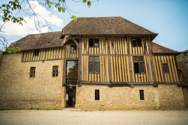 Les Étonnants Patrimoines : Conte en kamishibaï - la malédiction du faucon