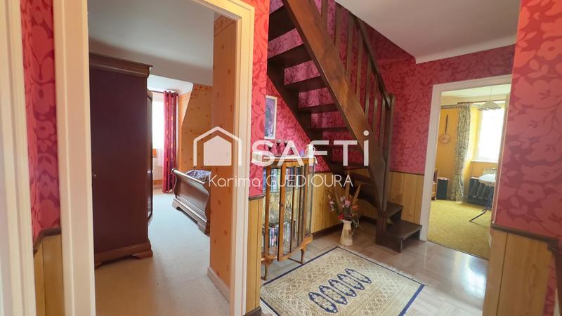 Maison - 157 m² - 8 pièces