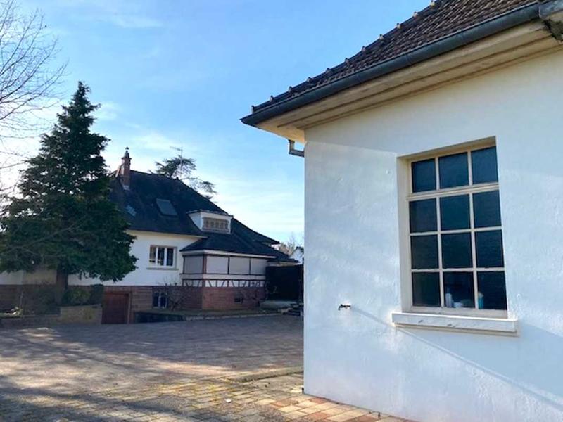 Maison - 218 m² - 9 pièces