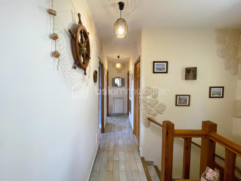 Maison traditionnelle - 140 m² - 4 pièces