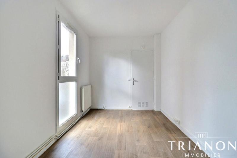 Appartement - 75 m² - 5 pièces