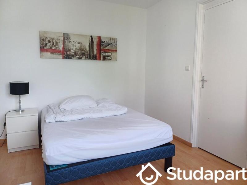 Chambre - 11 m² - 1 pièce