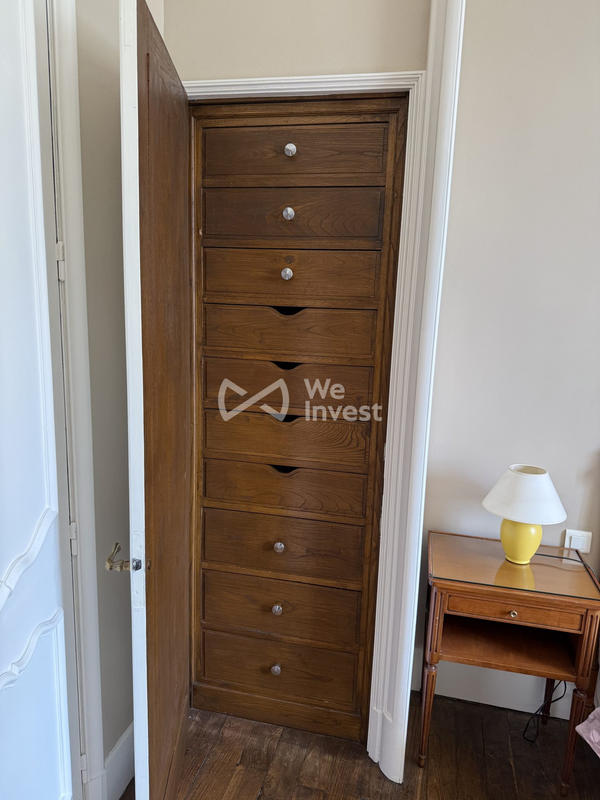 Maison - 268 m² - 9 pièces