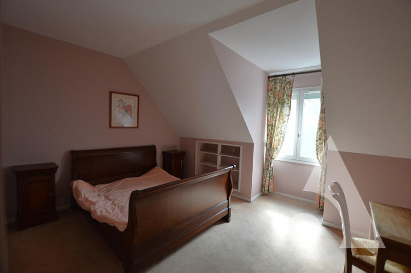 Maison - 104 m² - 5 pièces