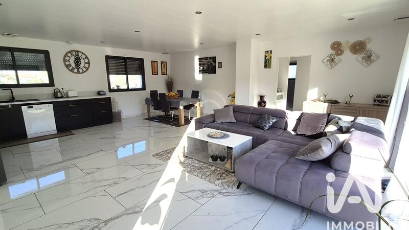 Maison - 188 m² - 5 pièces