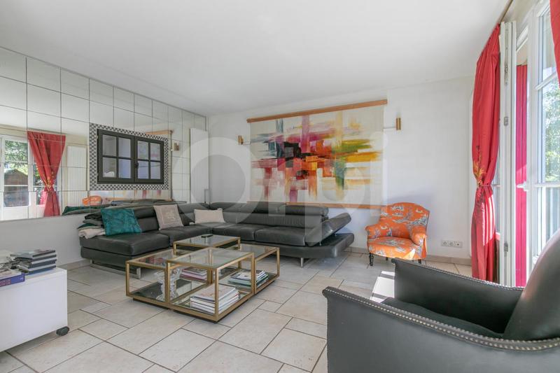 Maison - 183 m² - 7 pièces