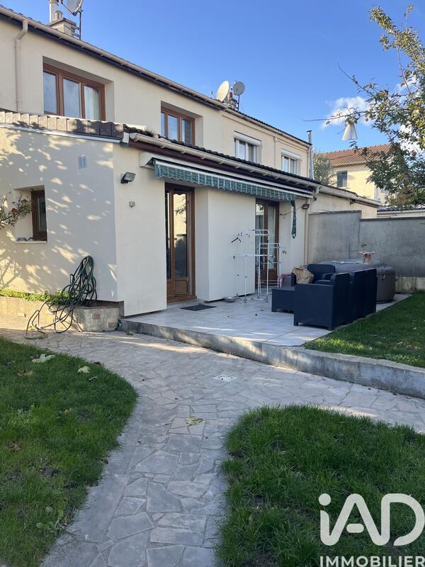 Maison - 81 m² - 5 pièces