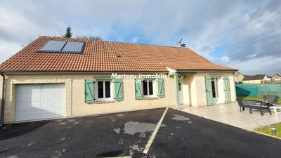 Maison - 90 m² - 5 pièces