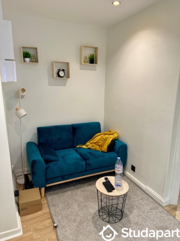 Chambre - 11 m² - 1 pièce