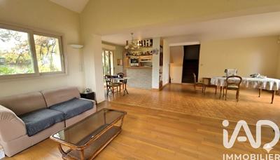 Maison - 145 m² - 6 pièces