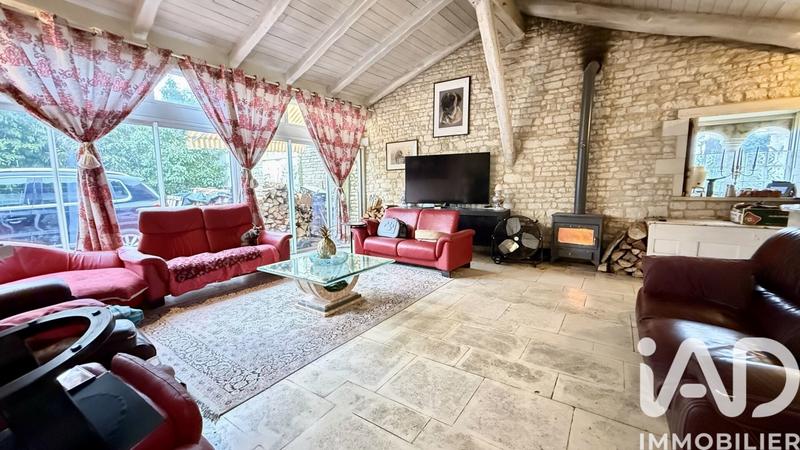 Maison - 251 m² - 8 pièces