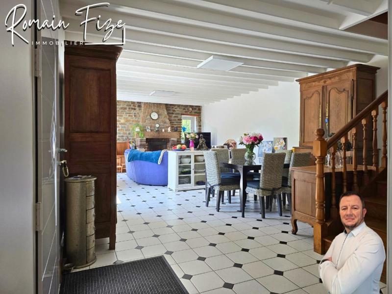 Maison - 277 m² - 4 pièces