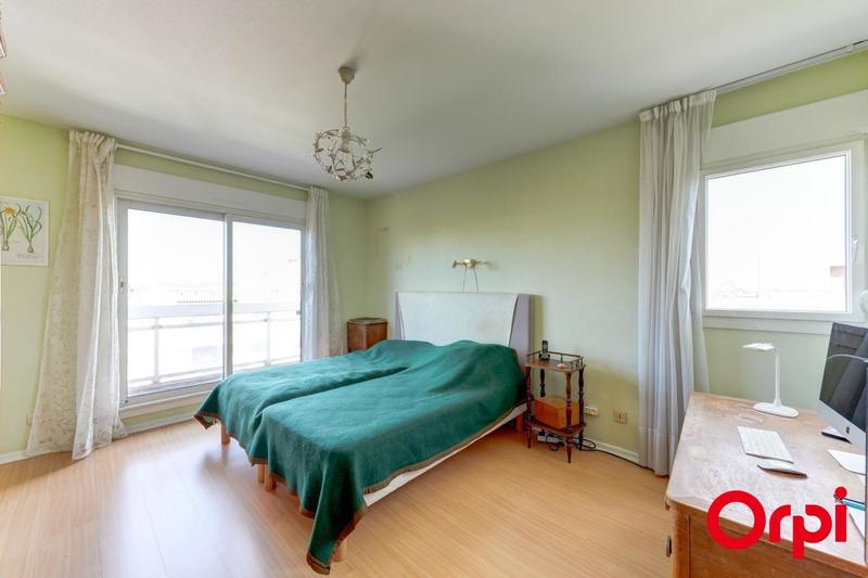 Appartement - 170 m² - 6 pièces